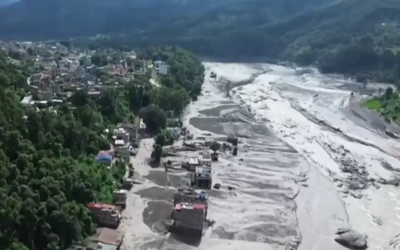 Chưa ghi nhận công dân Việt Nam bị ảnh hưởng trong vụ lũ quét ở biên giới Nepal và Trung Quốc